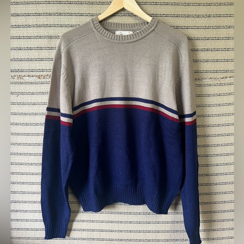 Kingsport Men's Navy, Red and Tan Sweater
